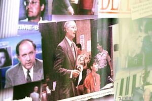 Abogado defendiendo un caso de homicidio para Rien, Adams & Cox, LLP, resaltando la importancia de la defensa legal.